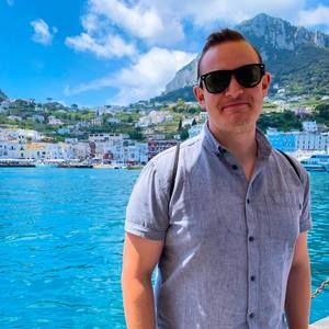 Meet your Posher, Adam